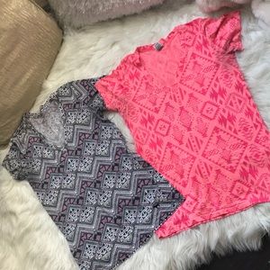 FLASH SALE: 2 VS Pink Tees